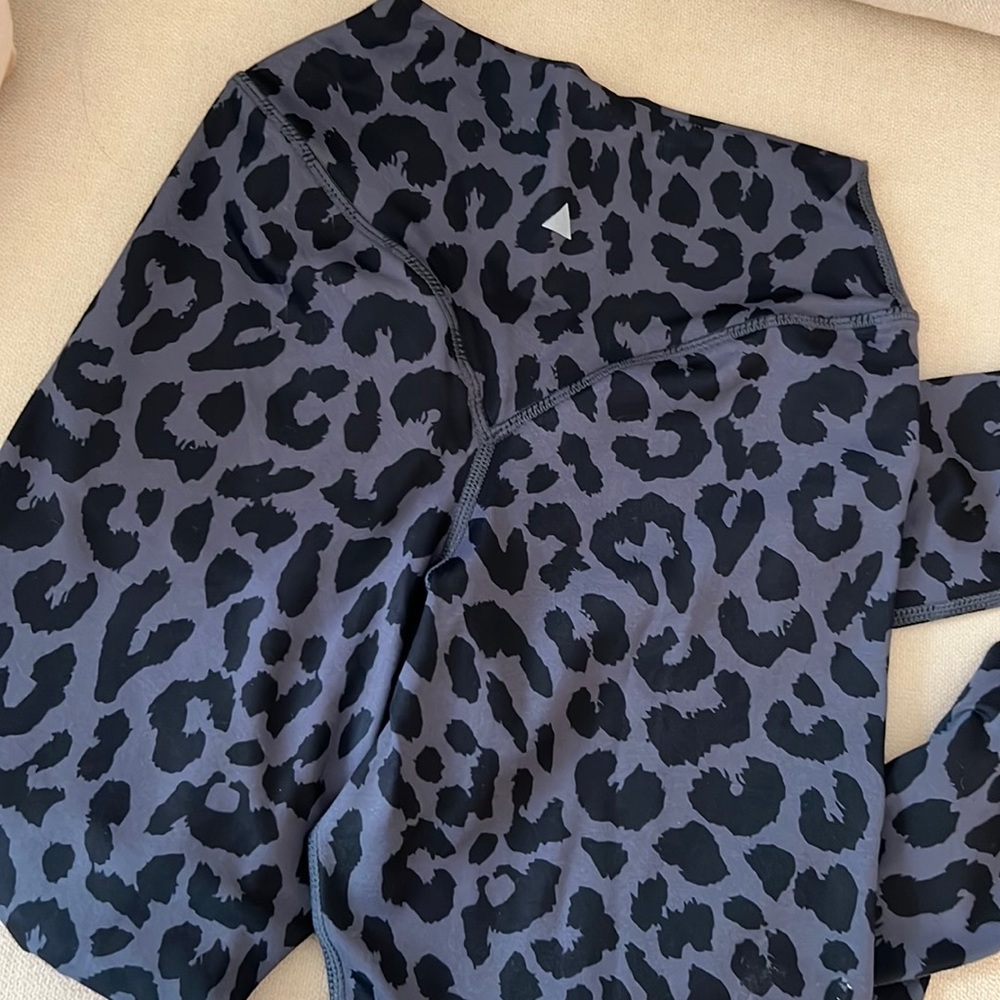 Balance Athletica - Black Leopard
